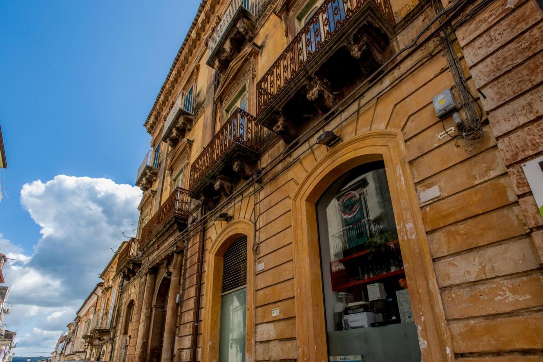 Palazzo D'Arte - Luxury Home - Ragusa Centro Exterior photo